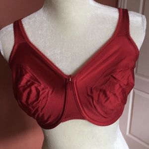 Wacoal underwire unpadded bra. Red. 36DDD